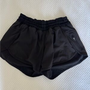 Lululemon Tracker V short